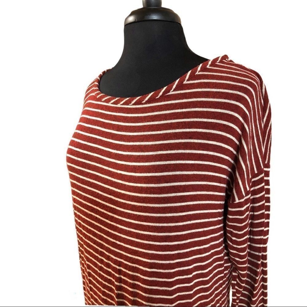 𝅺bp Striped Open Back Long Sleeve Top Size M - Picture 2 of 9
